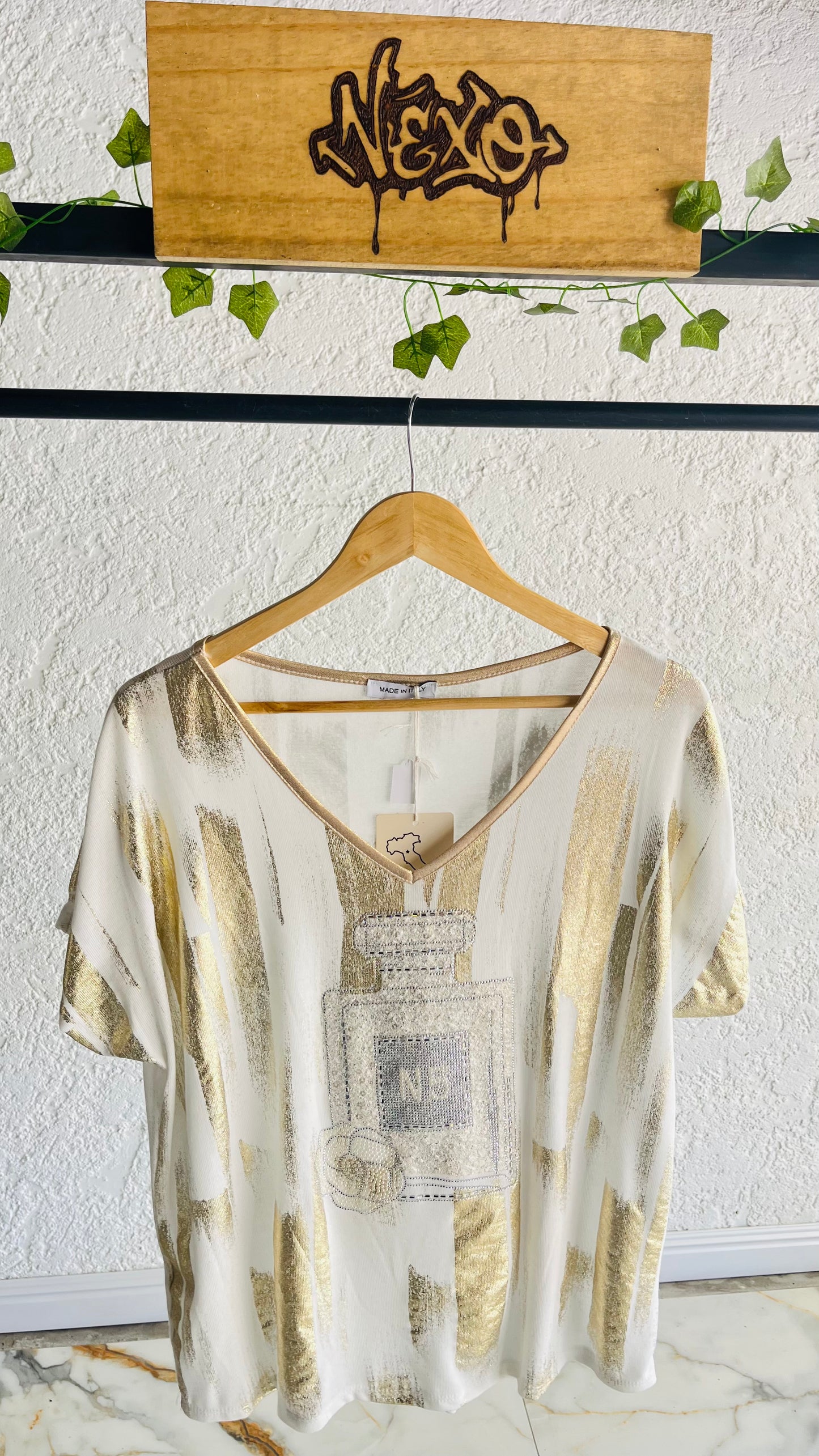 “Vela Satin”