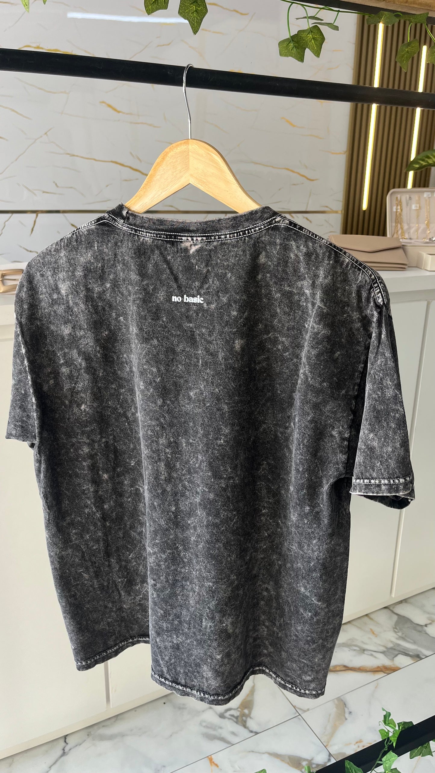 Remera Washed Rebel