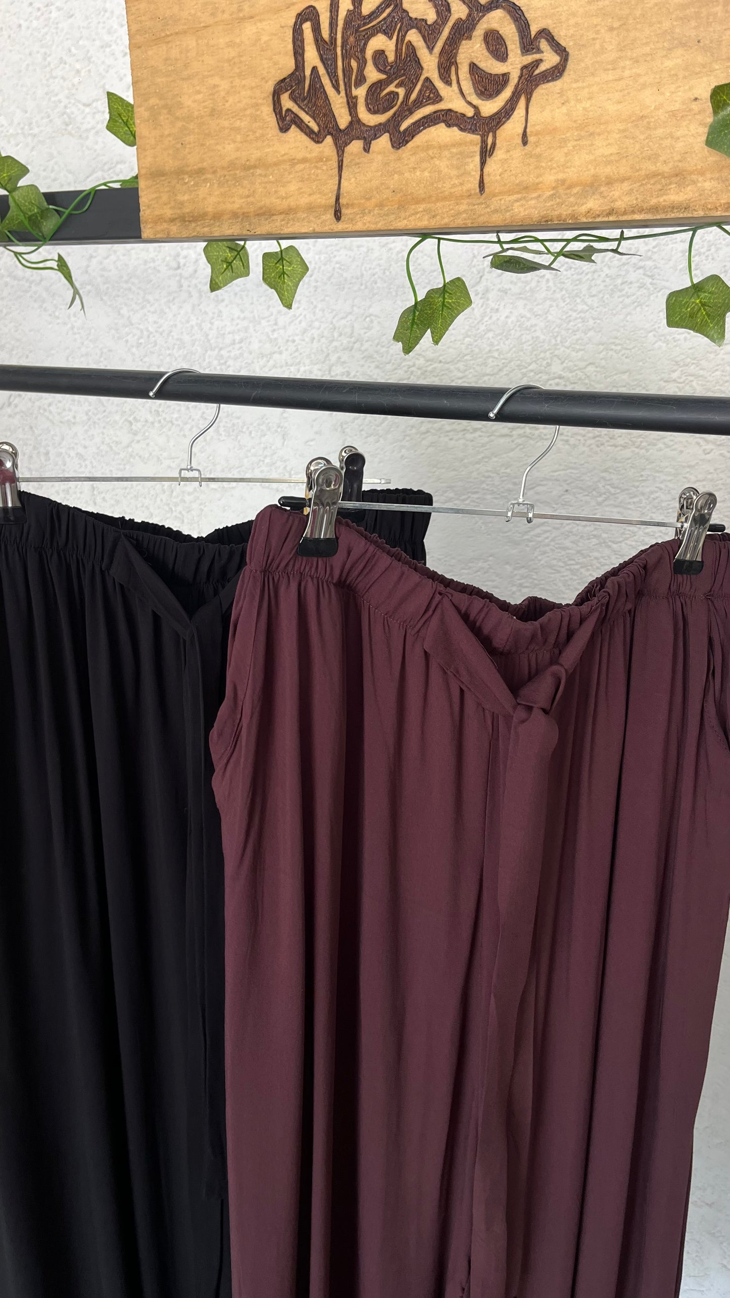 Pantalón “Noche & Vino”