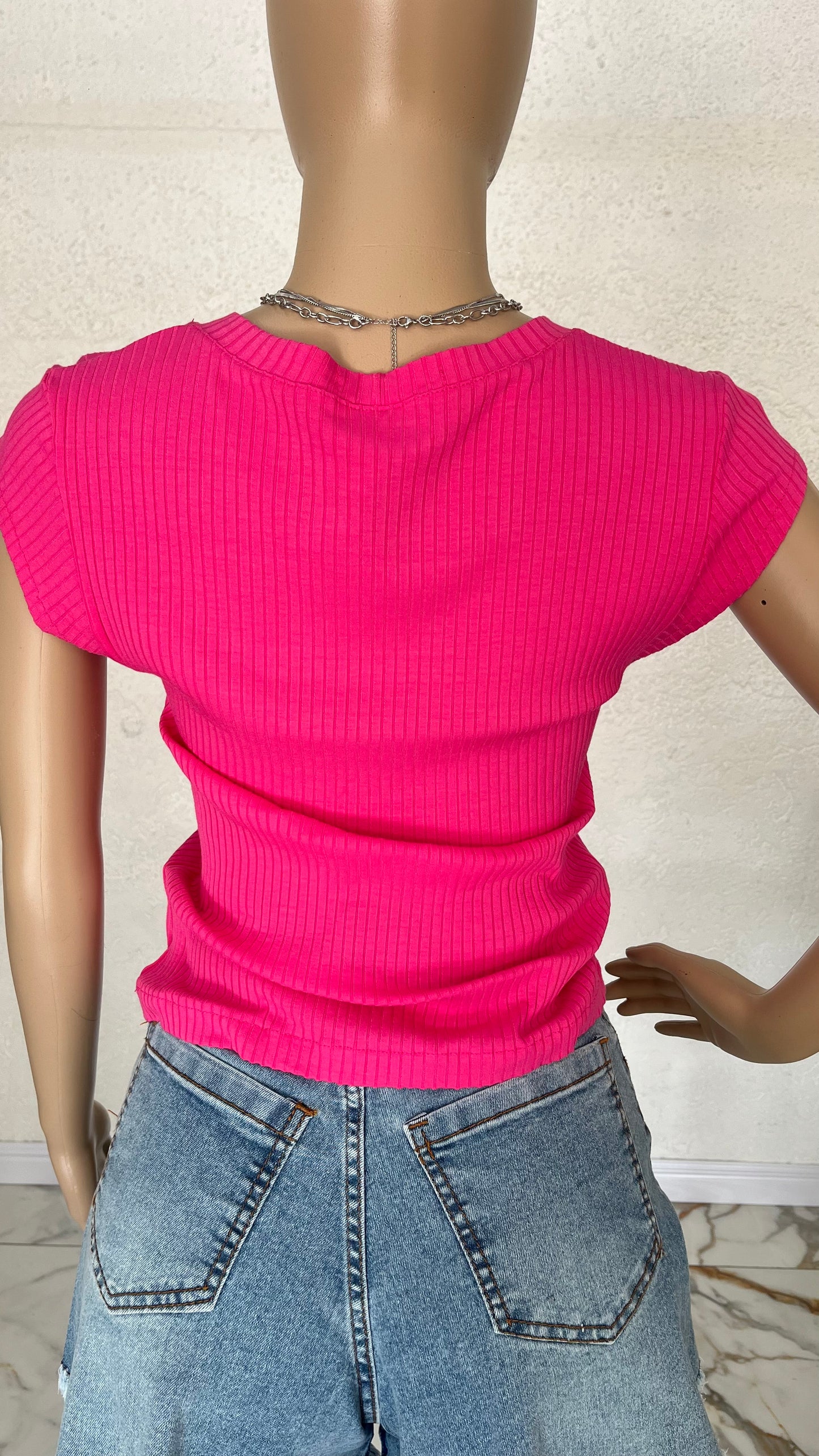 💗 Remera Morley “Fuchsia Fit”