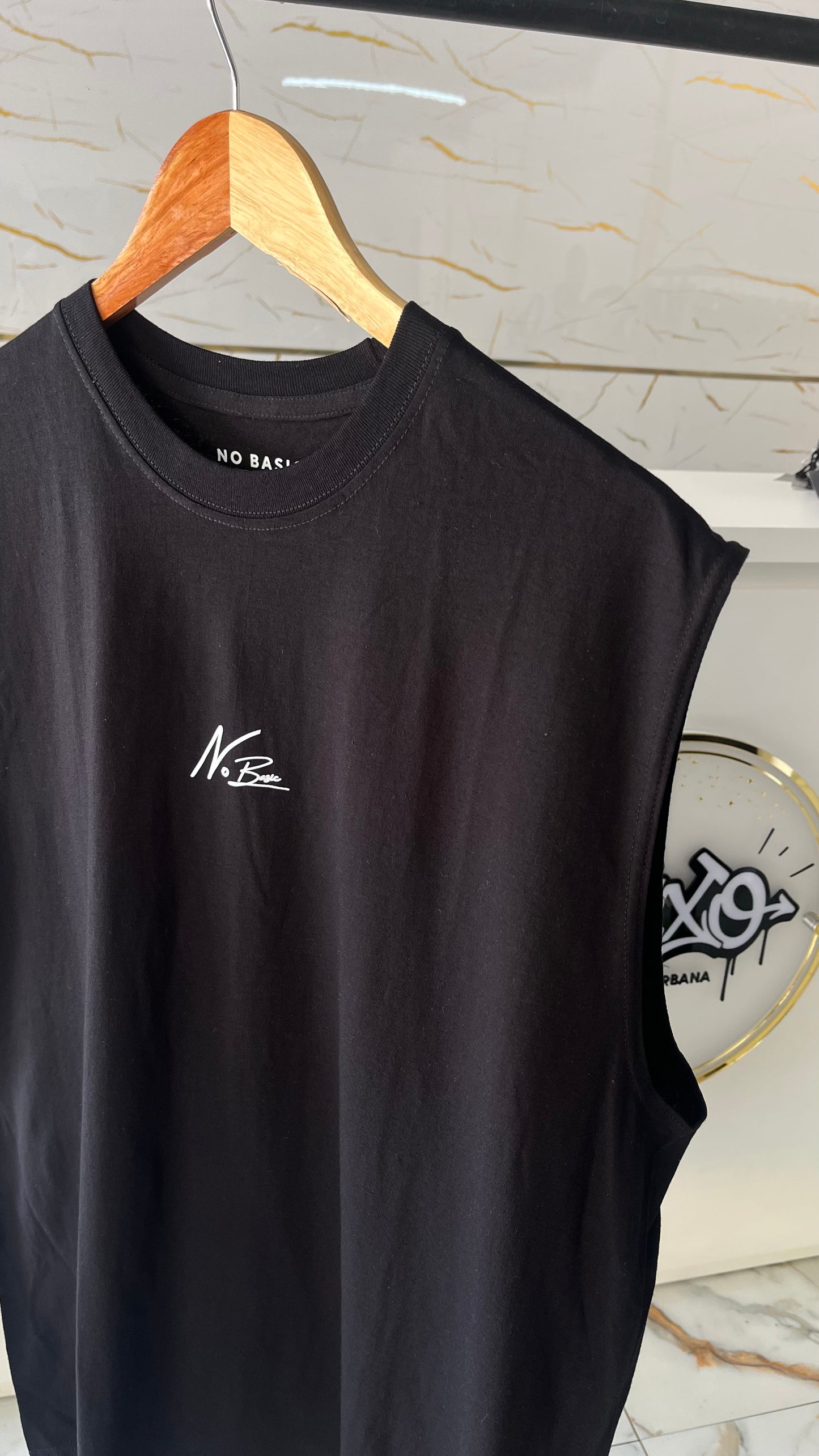 Musculosa Black Signature