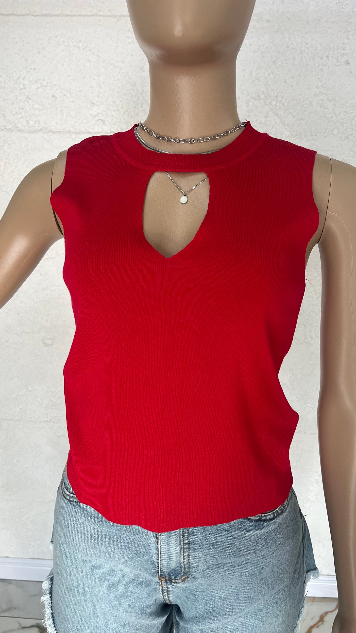 Knit Cut Elegance