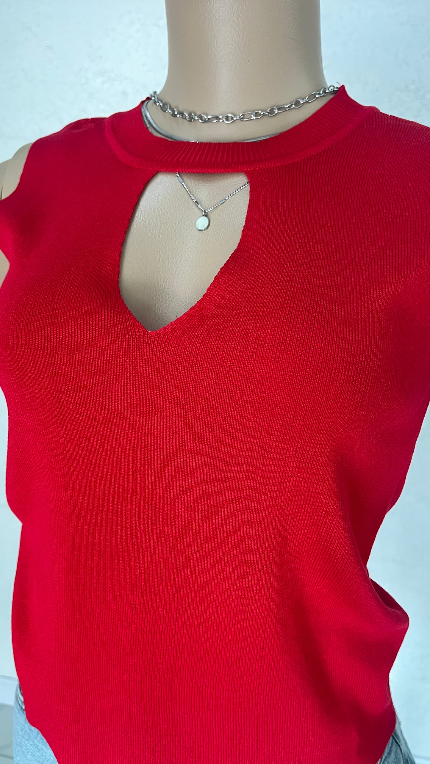 Knit Cut Elegance