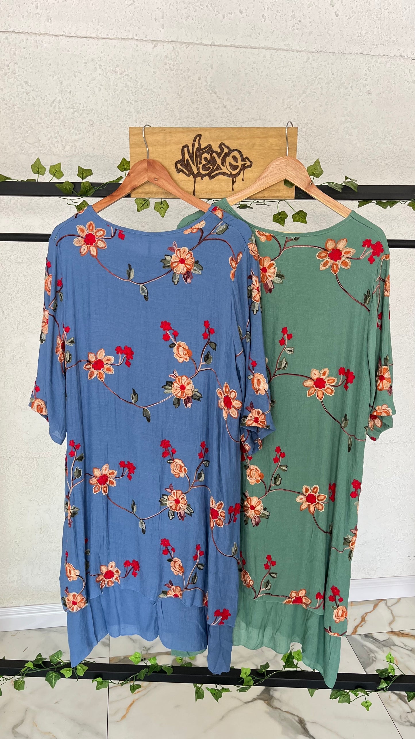 🌸 Vestido Bordado Floral NEXO