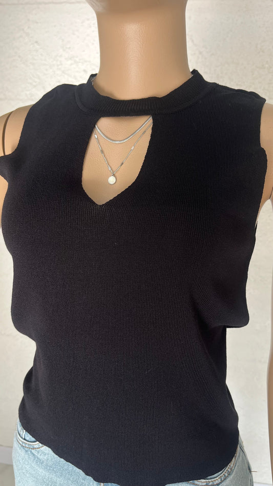 Knit Cut Elegance