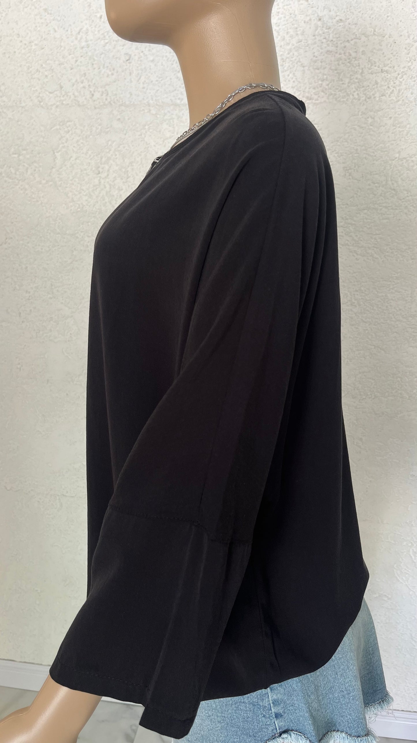 🖤 Blusa Oversize Black Flow