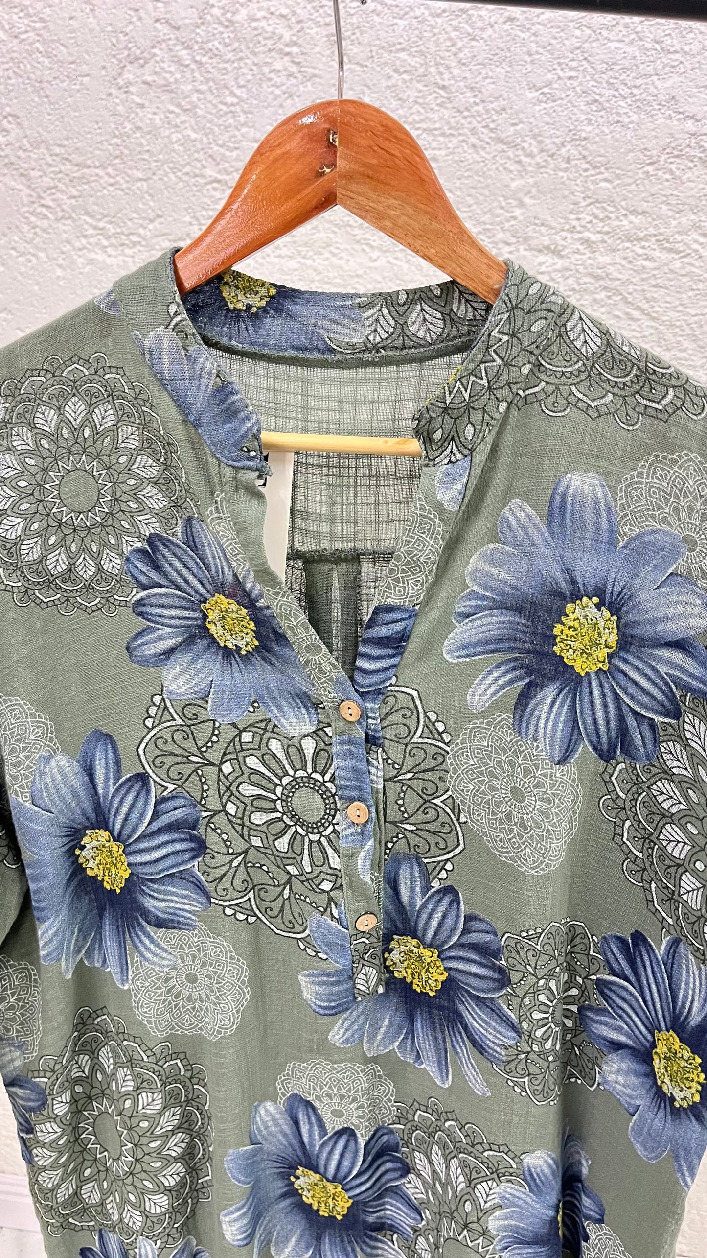 🌼 Camisa FLORA MANDALA
