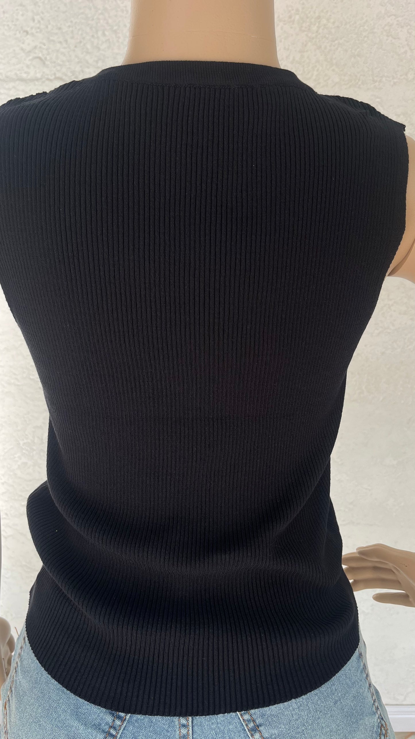 Knit Diagonal Button