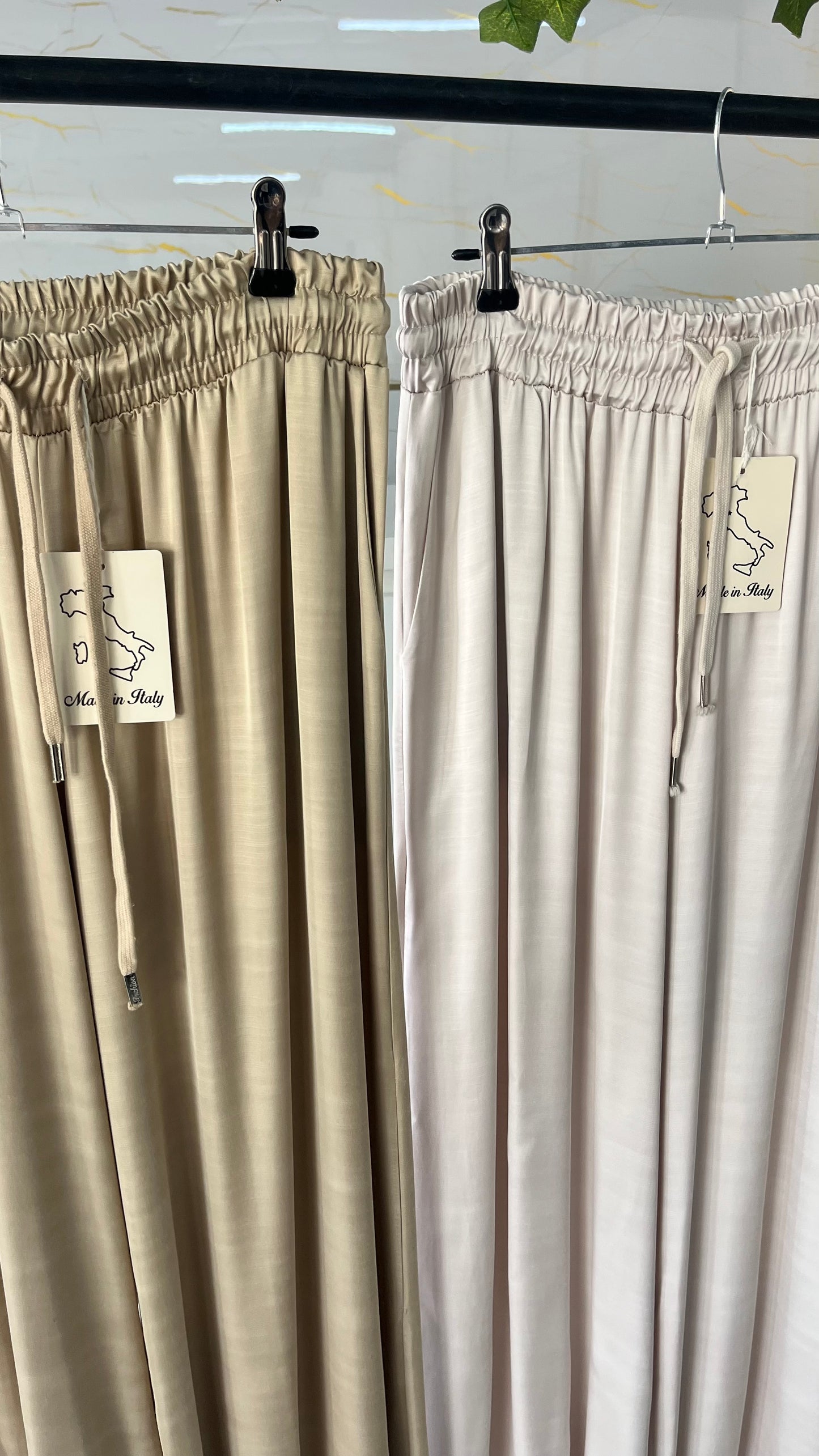 Pantalón satinado “Saint Éclat”