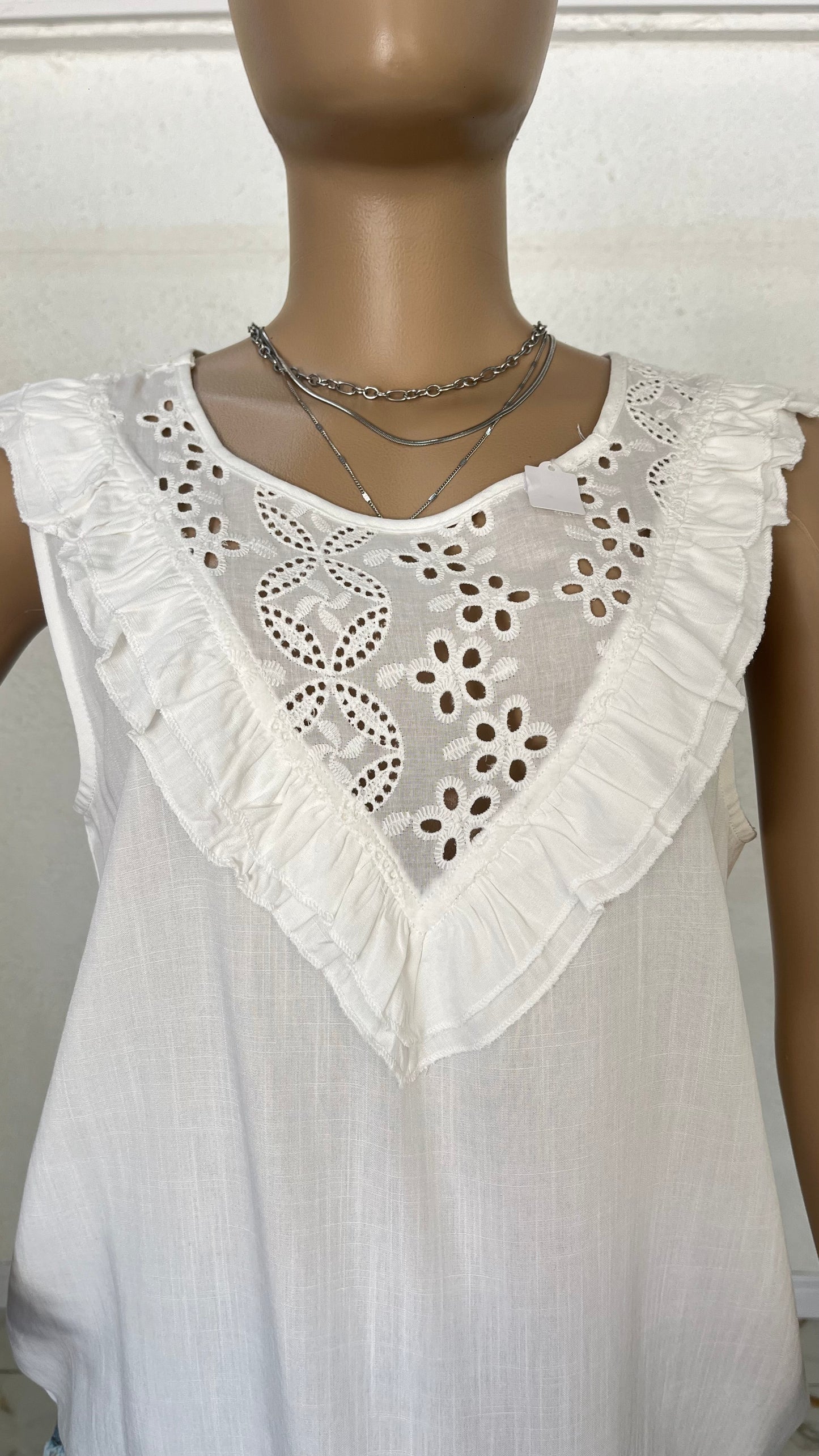 ✨ Blusa ALMA BORDADA