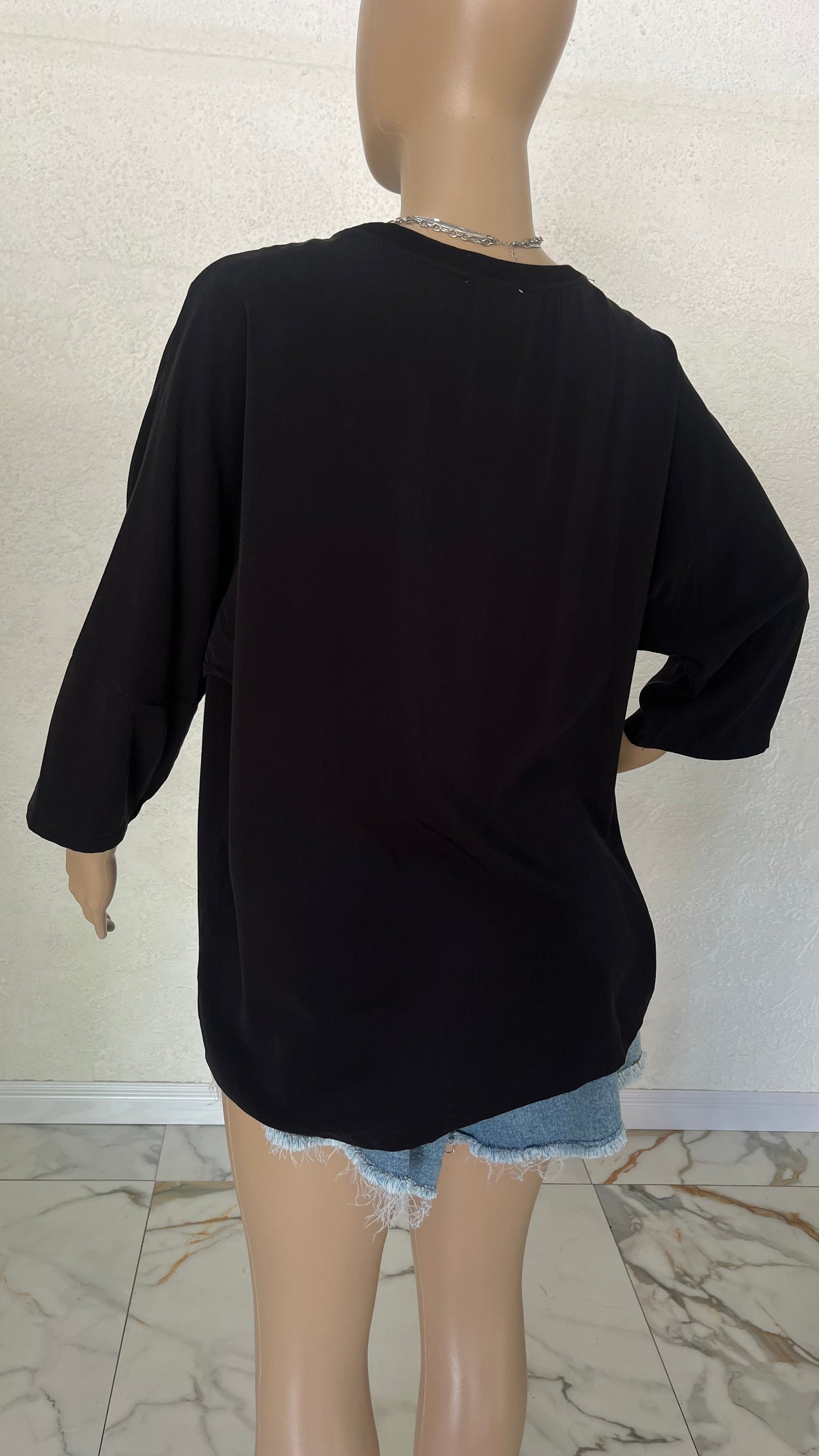 🖤 Blusa Oversize Black Flow