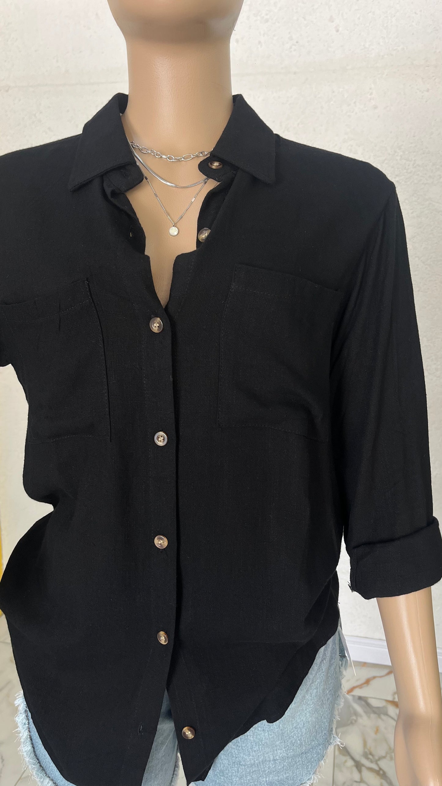 🖤 Camisa “Noir Essential”
